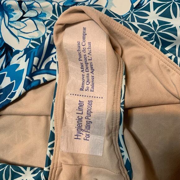 WHBM One Piece NWT Women's X-Small Mandala Swim Poolside O-Ring Back Cut Out - Picture 8 of 11